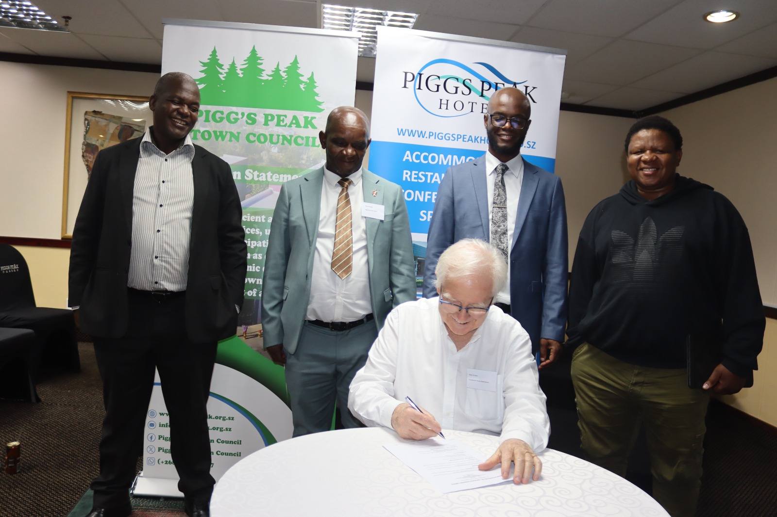 Pic no. 2 &mdash; Memorandum of Understanding Signing